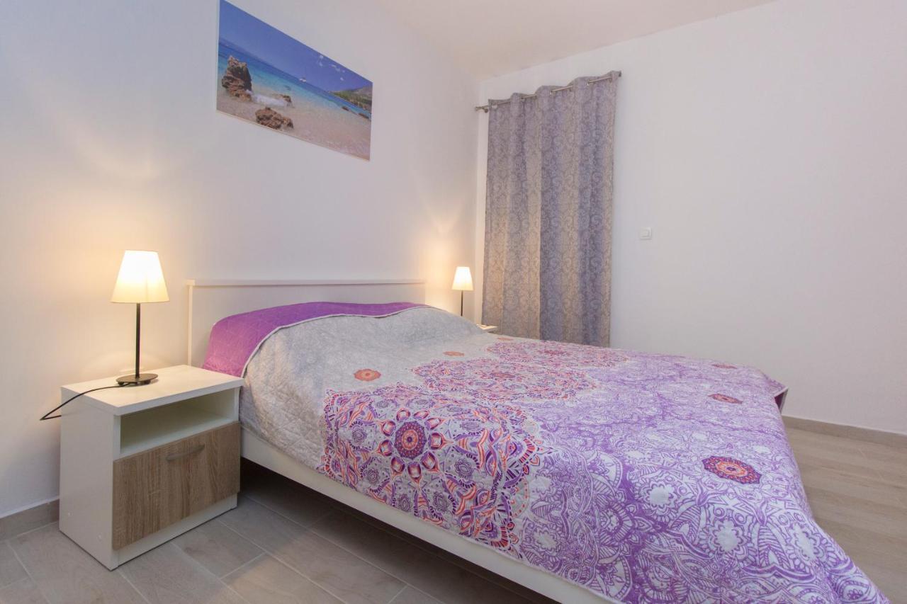 Apartmani Malis Ražanj 외부 사진