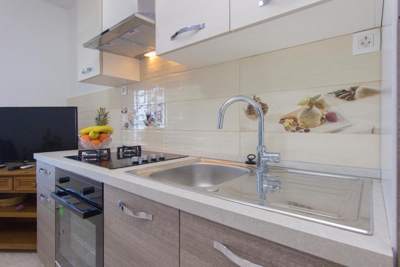 Apartmani Malis Ražanj 외부 사진